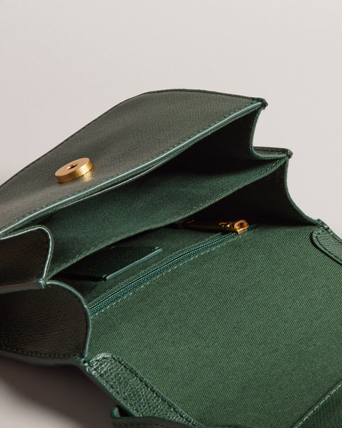 {{ product.type }} - Ted Baker London - Kosovo - SSLOANE